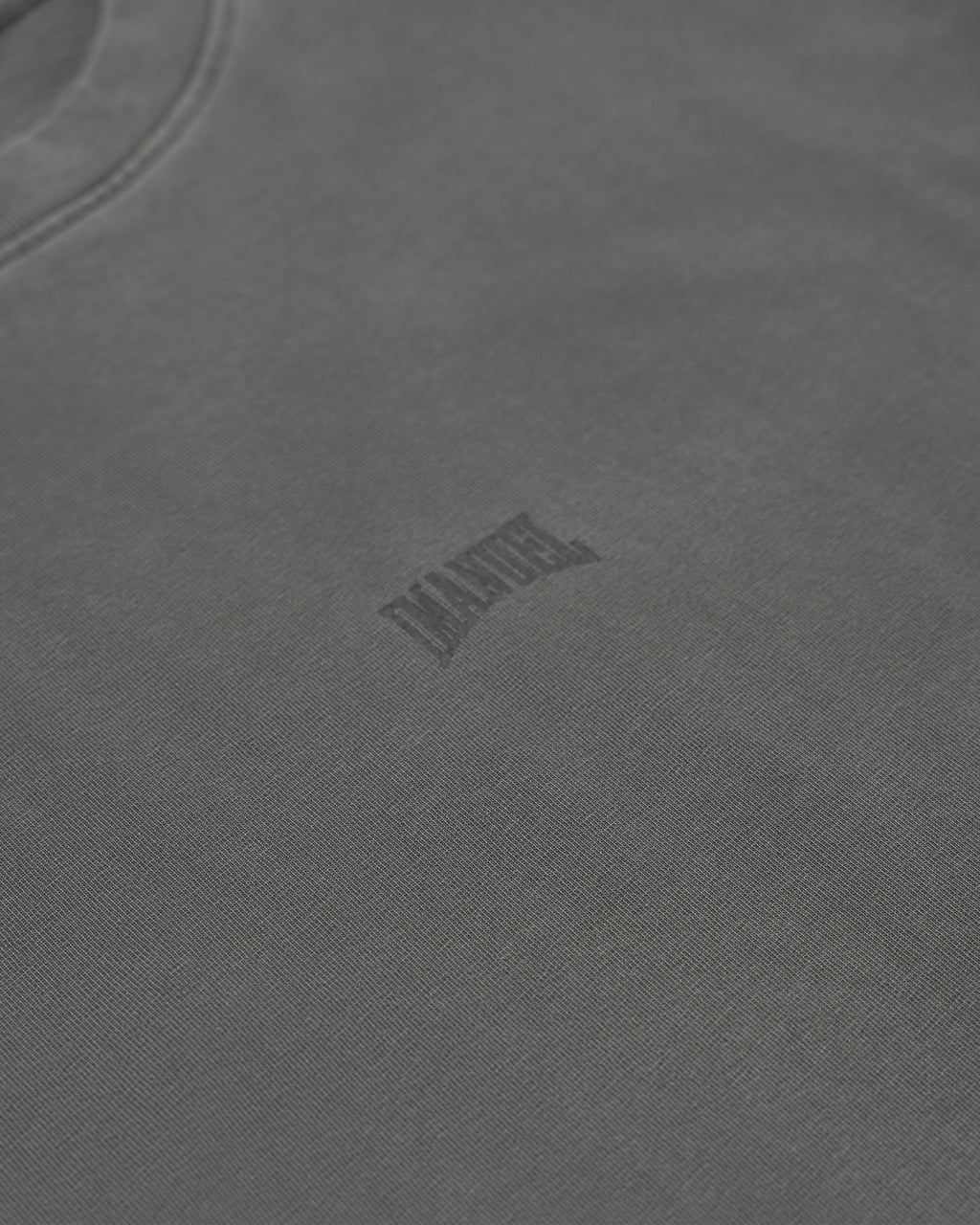 "AERO" OVERSIZED LONGSLEEVE T-SHIRT