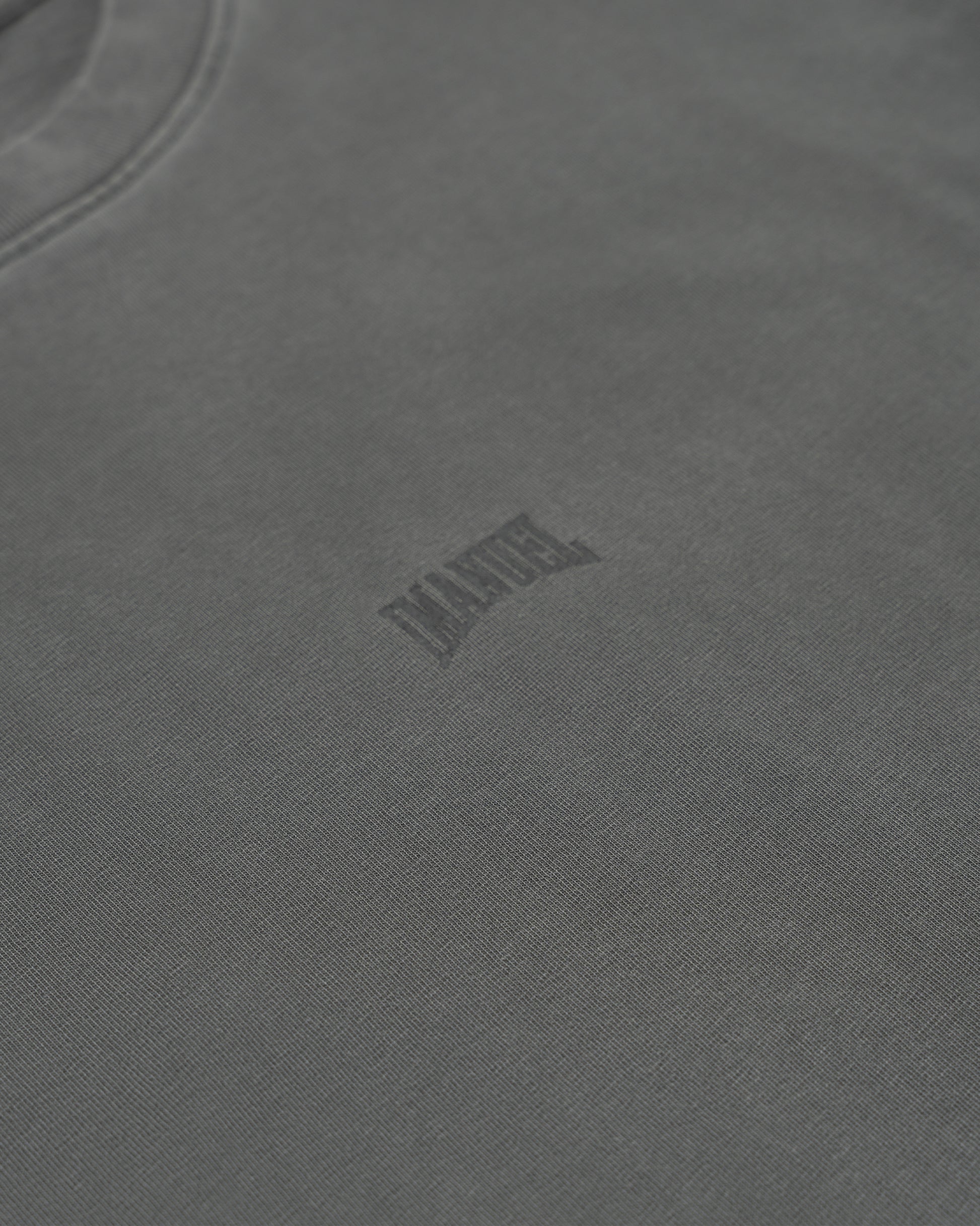 "AERO" OVERSIZED LONGSLEEVE T-SHIRT
