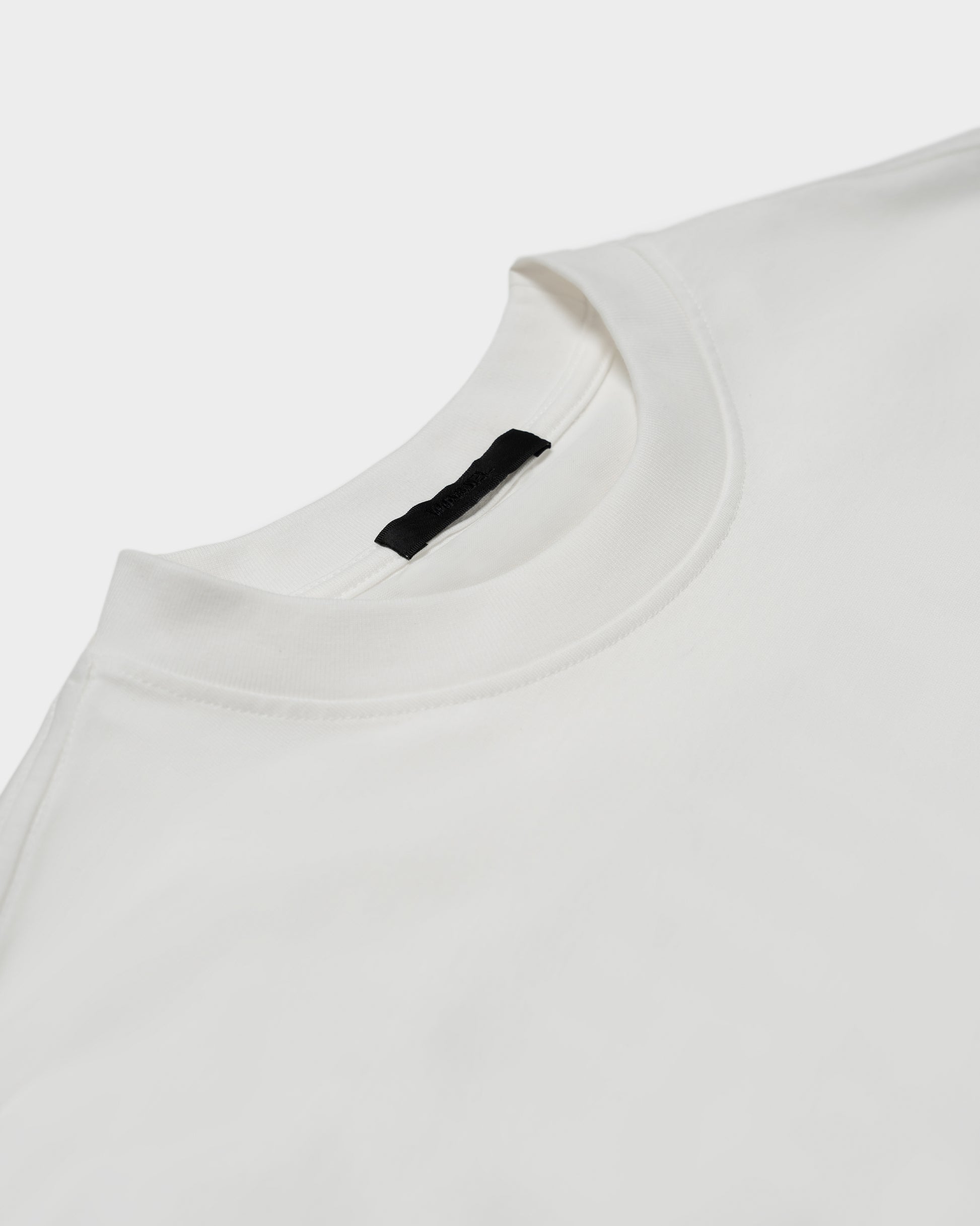 "AERO" OVERSIZED LONGSLEEVE T-SHIRT